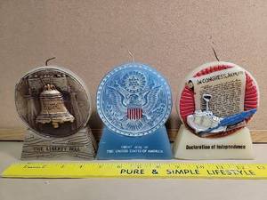 lot 30022 image: Vintage American Historical Commemorative Candle Set