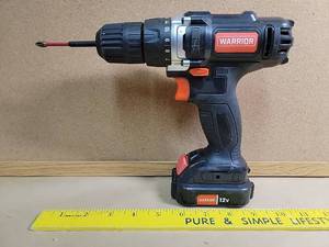 lot 30032 image: Warrior 12V Cordless DrillDriver