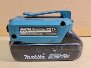 lot 30033 image: Makita 18V USB Power Source Adapter and Battery Kit