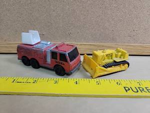 lot 30042 image: Vintage Tonka Fire Truck and Bulldozer Set - 1992