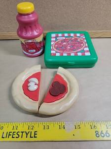 lot 30064 image: Vintage Little Tikes Play Food Pizza Set with Juice Bottle