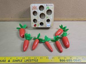 lot 30065 image: Goryen Baby Wooden Peg Board with Toy Carrots Set