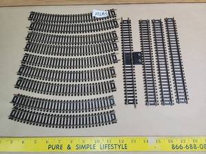 lot 30066 image: Vintage Atlas Model Train Track Set
