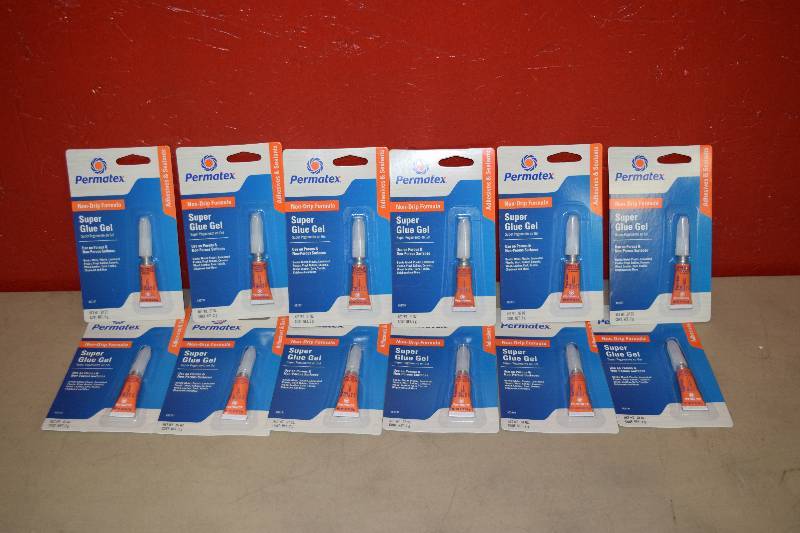 lot 25 image: 12 Tubes Permatex Super Glue Gel