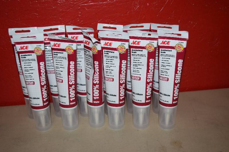 lot 43 image: 12 Tubes Ace Silicone