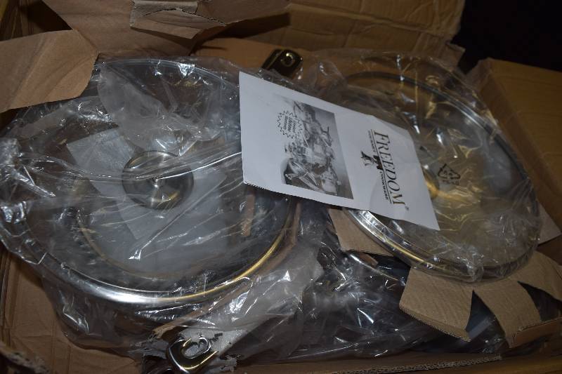 lot 60 image: 31 Piece Freedom Premium Stainless Steel Cookware