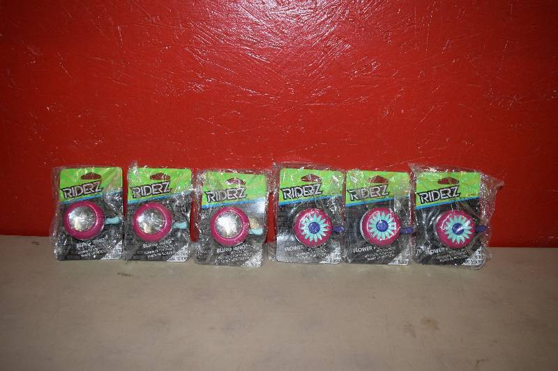 lot 73 image: 6 Riderz Bicycle Bells