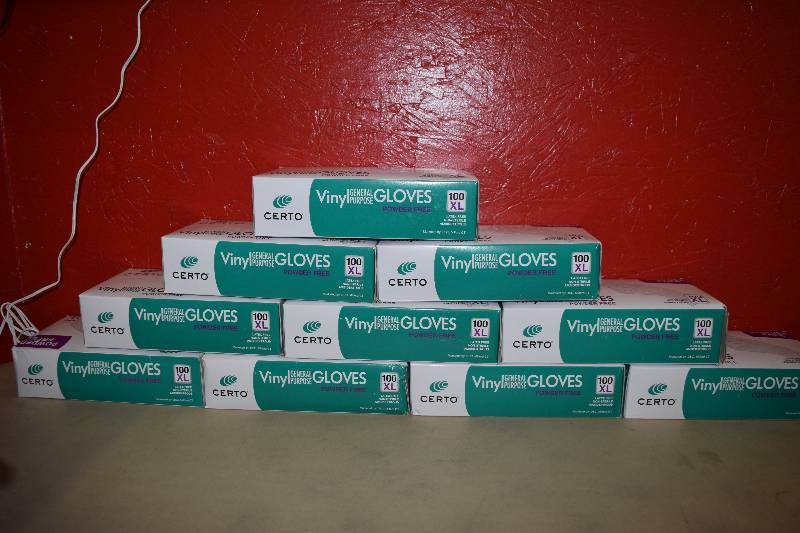 lot 91 image: 10 Boxes of 100 Certo Vinyl Gloves