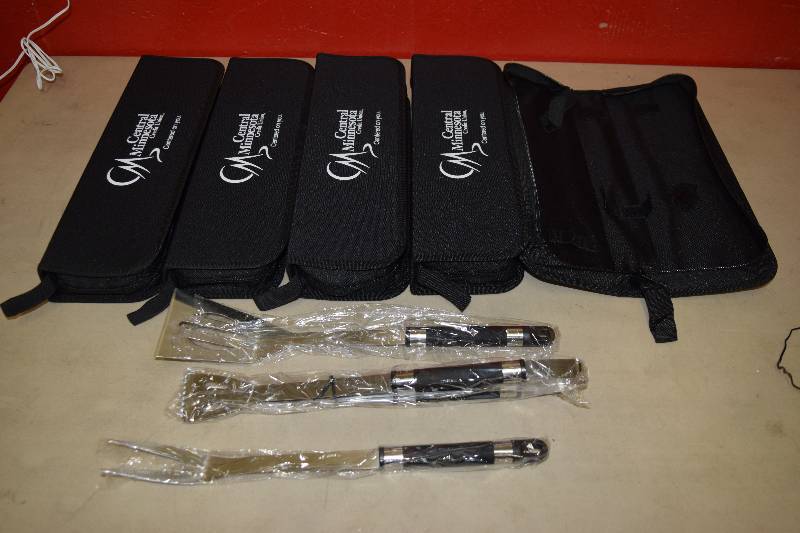 lot 140 image: 5 BBQ Tool Sets in Carry Cases