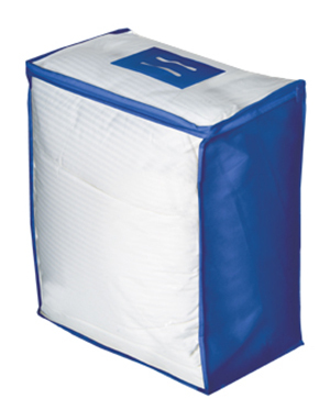 lot 168 image: 12 Cleaners Supply Comforter Bags
