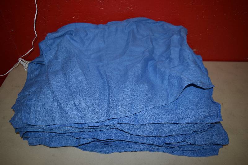 lot 177 image: 50 Blue Shop Towels