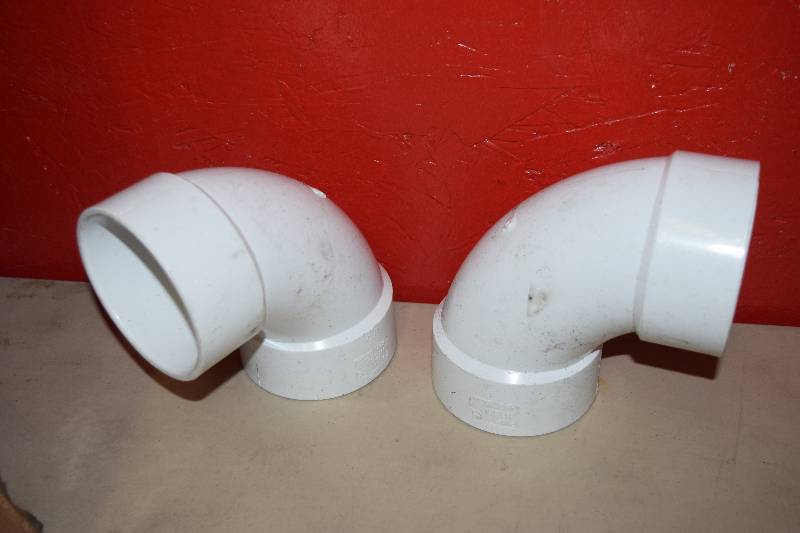 lot 198 image: 21 PVC 90s
