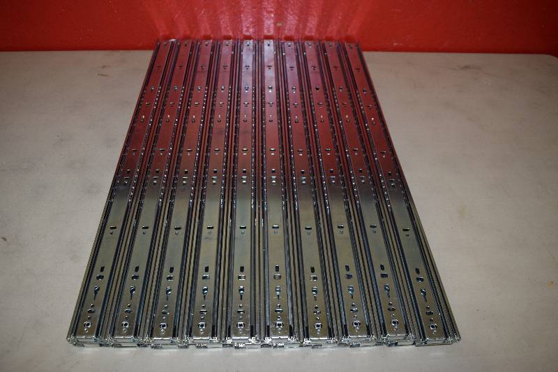 lot 230 image: 20 Accuride Drawer Slides