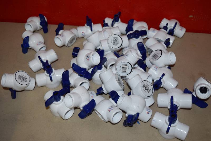 lot 232 image: 36 NDS Ball Valves