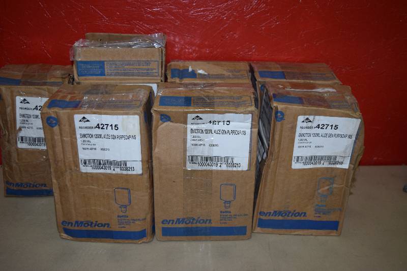 lot 346 image: 14 Enmotion Aloe General Foam Soap with Moisturizers
