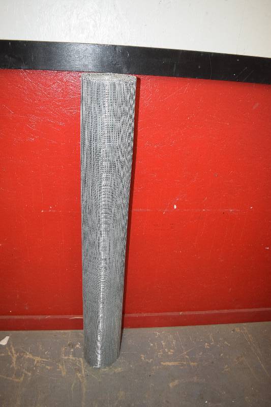 lot 394 image: Roll Rabbit Cage Wire