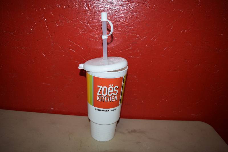 lot 399 image: 100 Plastic Drink Cups, Lids and Straws