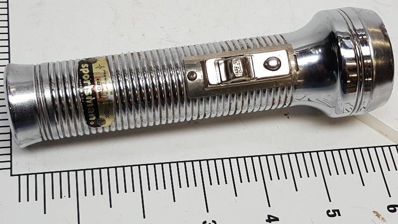 lot 6567 image: Antique or Vintage what ever you call this old stuff.  Cool Ray-O-Vac Sportsman flashlight.
