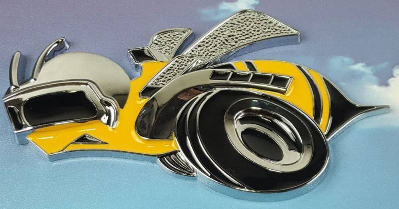 lot 5298 image: Its new and only one of this new Chrysler of the 60s and 70s chrome and enamel Dodge Super Bee fender or hood emblem