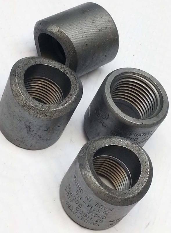 lot 5357 image: New pack of 4 forged Cerieco 05012 weldable pipe outlets bungs fittings w female 12 pipe threads.