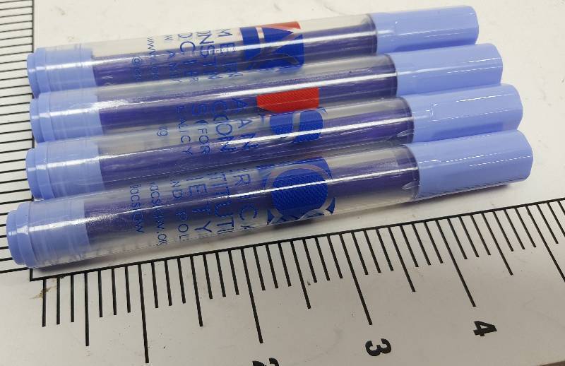 lot 5397LAVENDER image: New package of 4 chisel point highlighters great to have handy in the office or just for the grand kids.  Color is indicated in the lot number