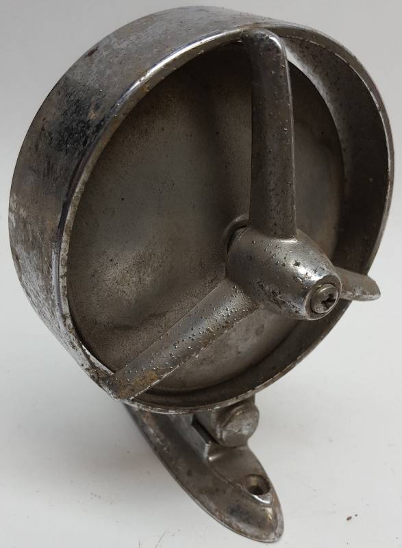 lot 6223 image: VINTAGE REAR SIDE VIEW MIRROR TRI-BAR YANKEE METAL PRODUCTS CAR MIRROR 40100 #2