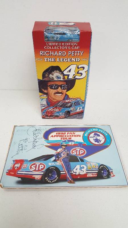 lot 1299 image: Richard Petty Autographed 6x9 Fan Appreciation Signed Card 1992 w Collectors Car & COA