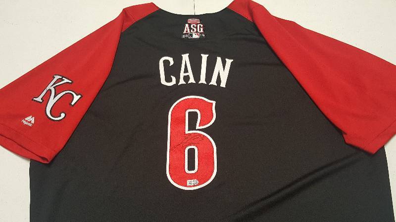 lot 1099 image: Lorenzo Cain Autographed 2015 All-Star Game Replica Majestic Jersey PSA DNA