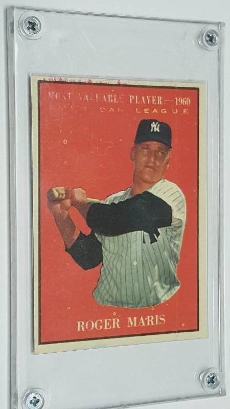 lot 1118 image: 1961 Topps Roger Maris #478 MVP Card New York Yankees HOF