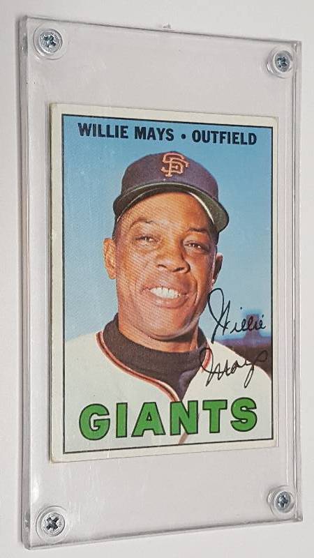 lot 1121 image: 1967 Topps Wiliie Mays #200 Vintage San Francisco Giants Baseball Card HOF