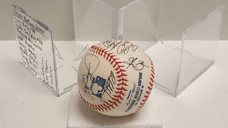 lot 1155 image: 2001 Kansas City Royals Full Bullpen Autographed Official Major League Baseball w Suppan Grimsley & COA