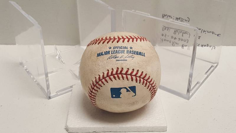 lot 1164 image: Desi Relaford Game Used Home Run Ball May 9, 2003 vs. Orioles Rawlings Official Major League Baseball