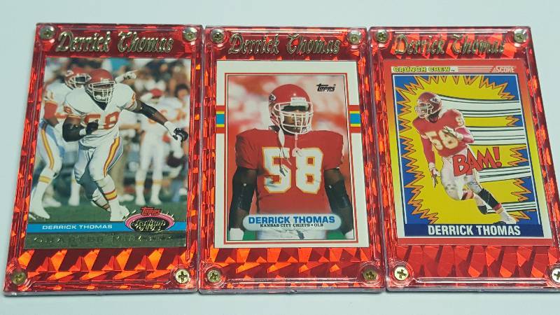 lot 1191 image: Derrick Thomas 1989 Topps Traded Kansas City Chiefs Football Card  Bonus