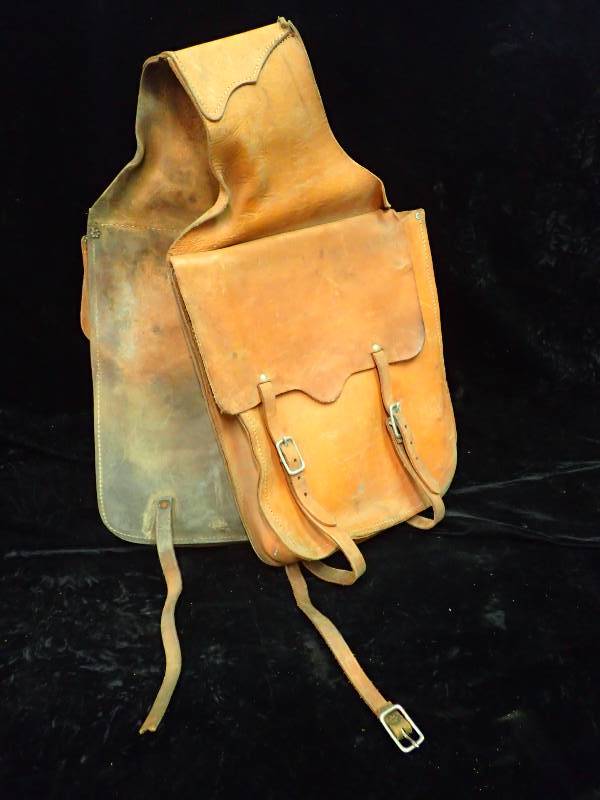 lot 2340 image: Vintage Leather Saddle Bag