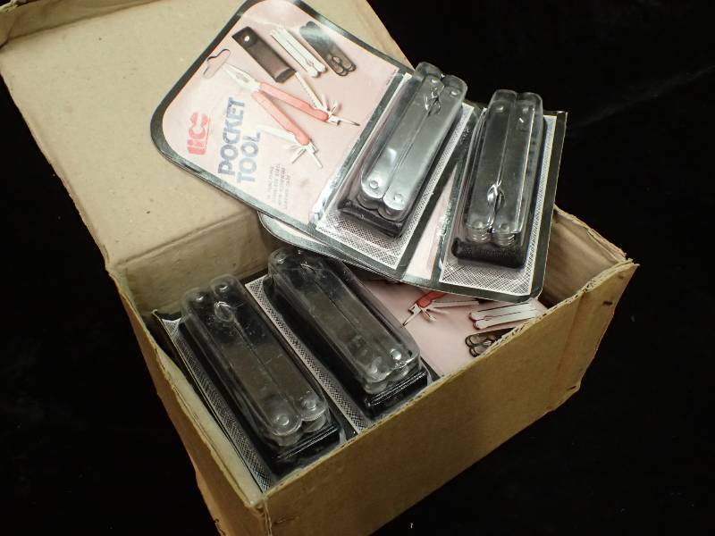 lot 2347 image: The original Pocket Tools - 12