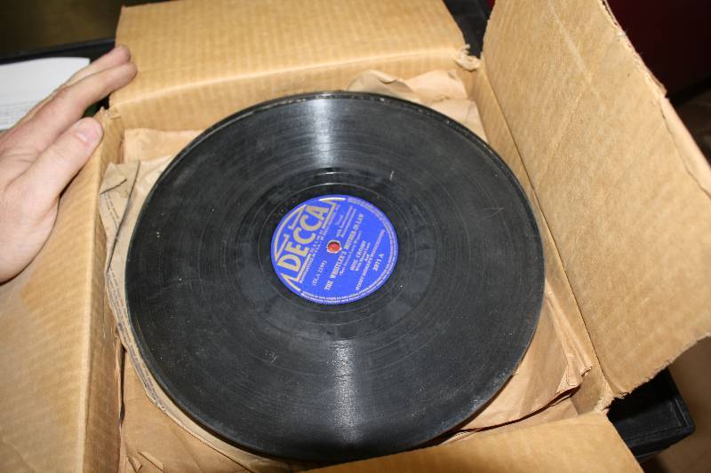 lot 2420 image: Box of Vintage records