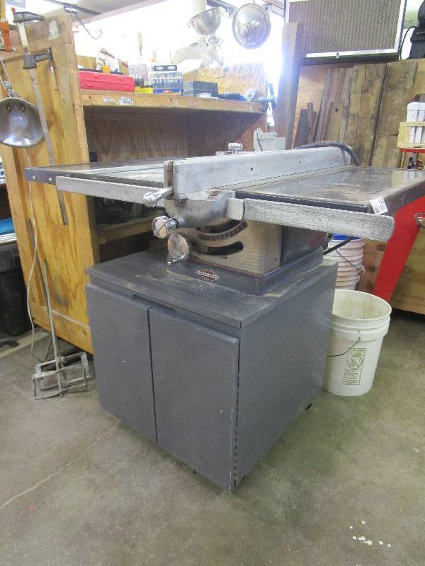 lot 8505 image: Craftsman Table Saw