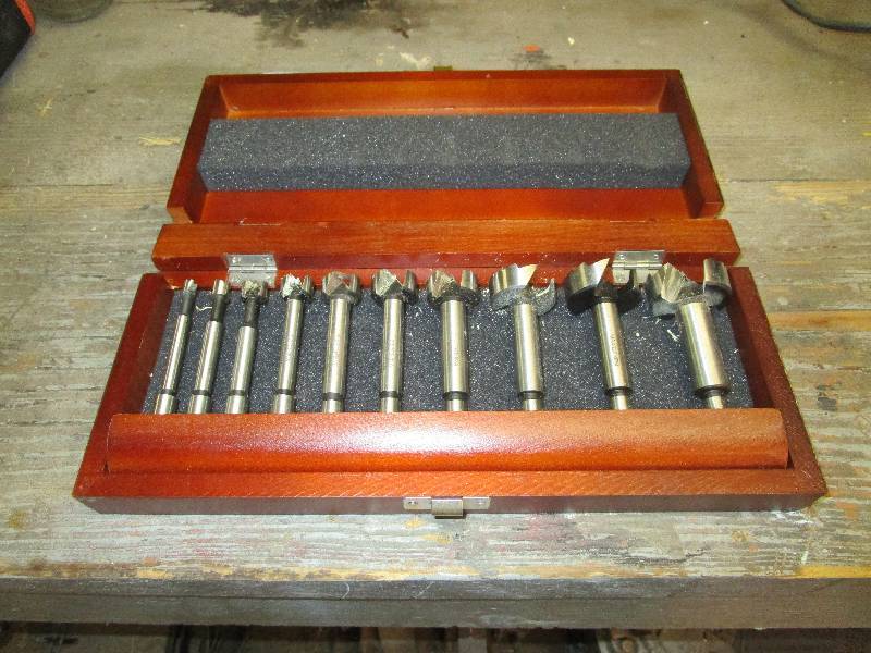 lot 8523 image: Router Bit Set