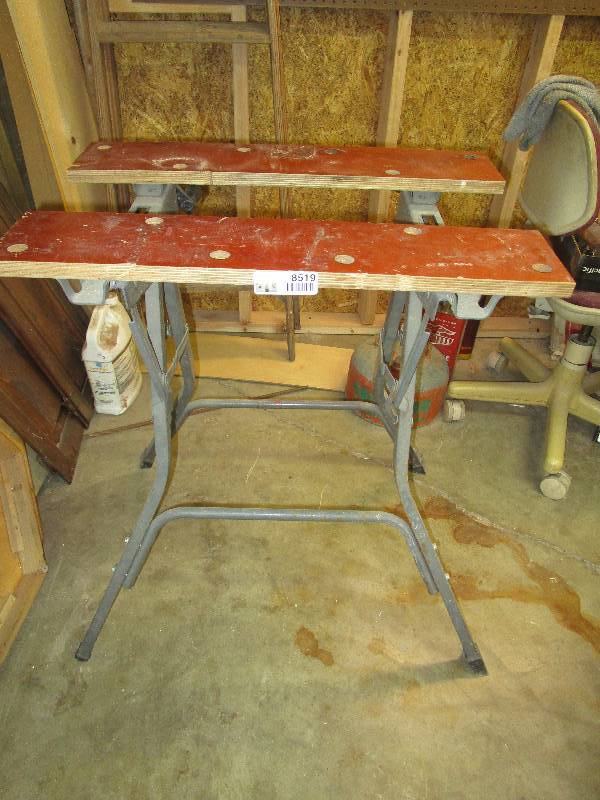 lot 8519 image: Folding Work Bench