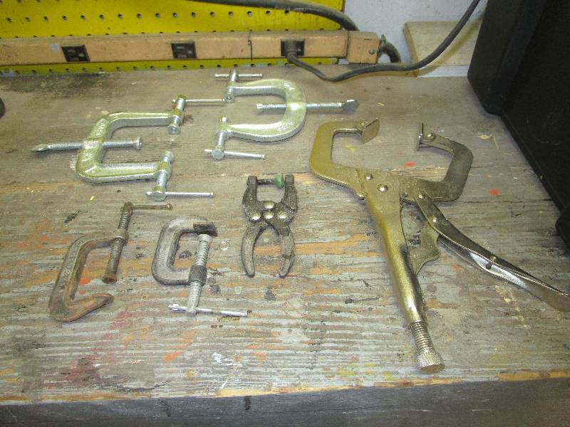 lot 8596 image: Lot of Clamps