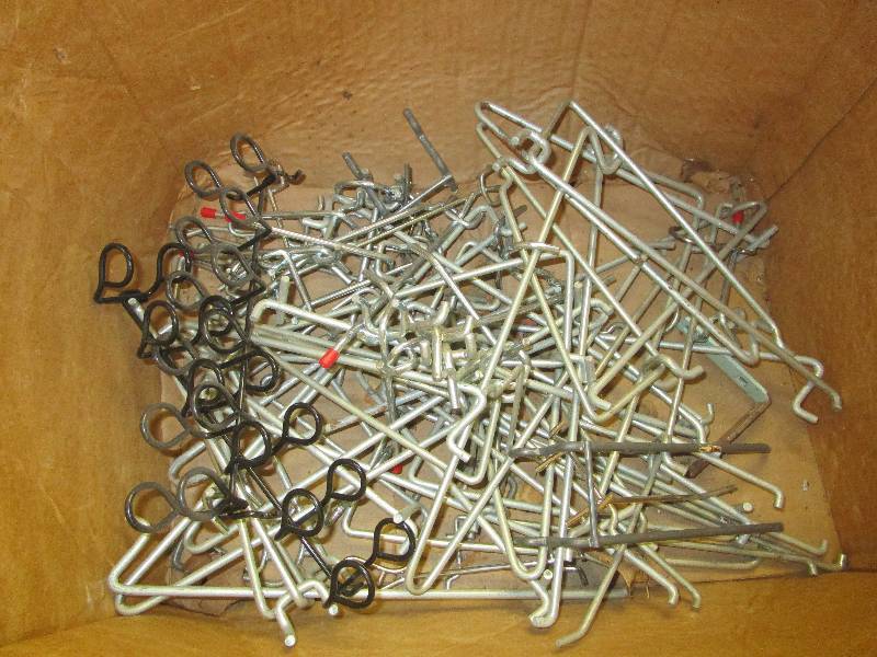 lot 8661 image: Peg Board Hooks
