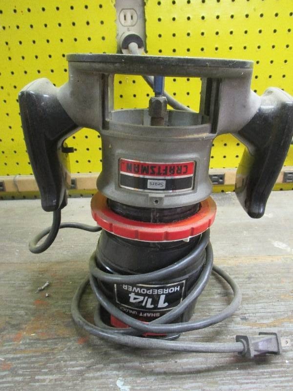 lot 8667 image: Craftsman Router