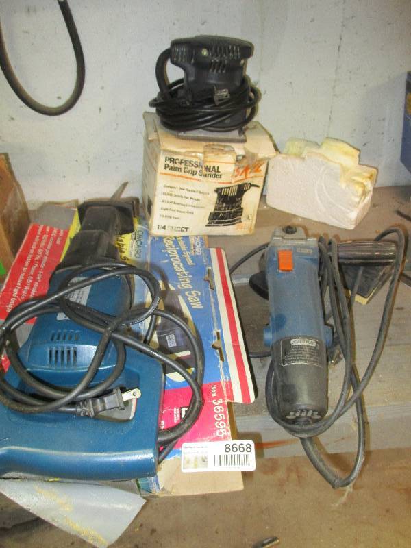 lot 8668 image: Power Tool Lot