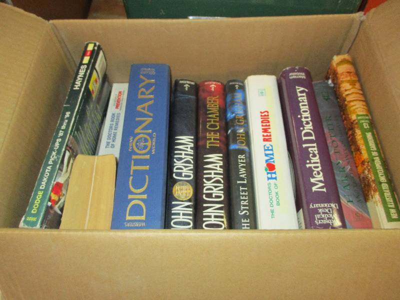 lot 8632 image: Lot of Books