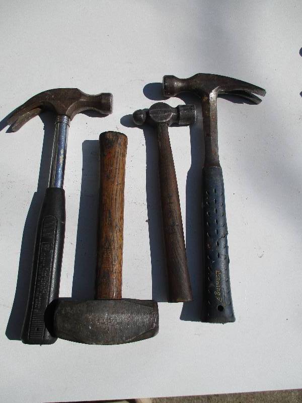 lot 8546 image: Lot of hammers
