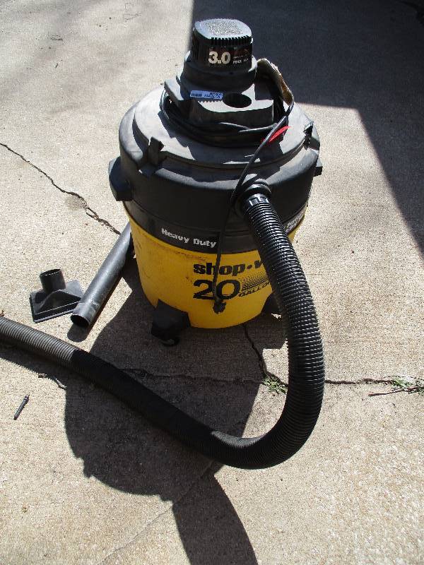 lot 8565 image: Shop-Vac