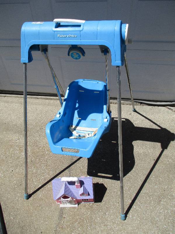 lot 8579 image: Kids Swing and more