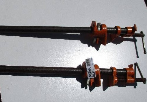 lot 8578 image: Pair of Wood Clamps