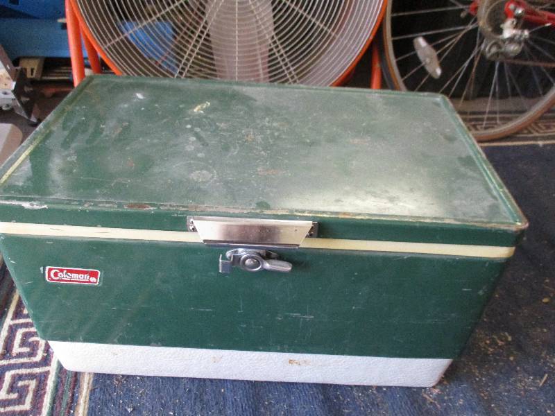 lot 8629 image: Coleman Cooler