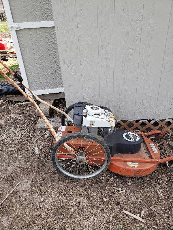 lot 10682 image: Vintage Honda Mower